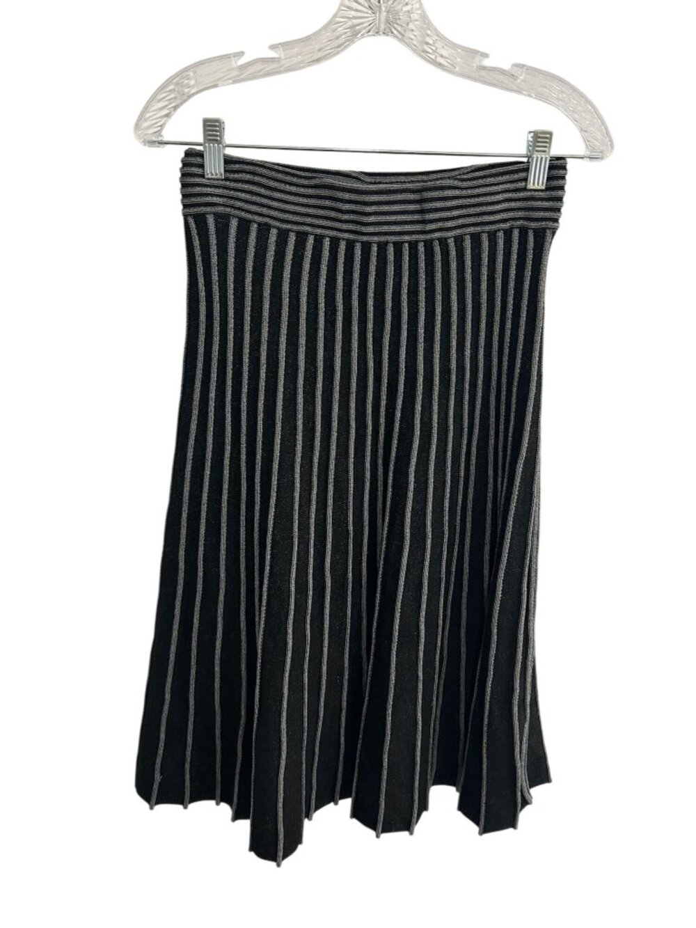 Classic Concepts Medium Black Gray Striped Knit Midi Skirt Stretch Minimalist 90